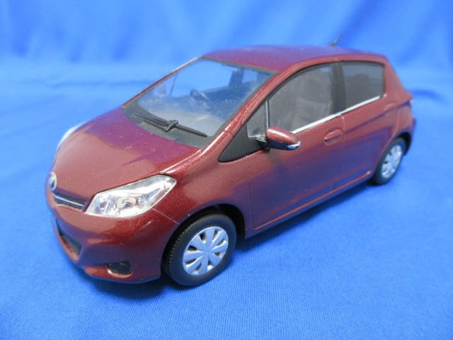 Amazon | 【箱無】非売品 カラーサンプル 1/24☆ミニカー ヴィッツ